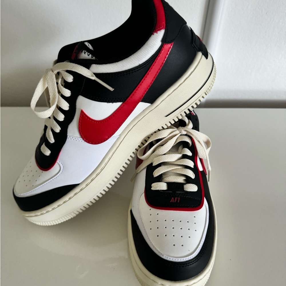 Nike Air Force 1 Shoes White, red and black  Men’s Sz 11